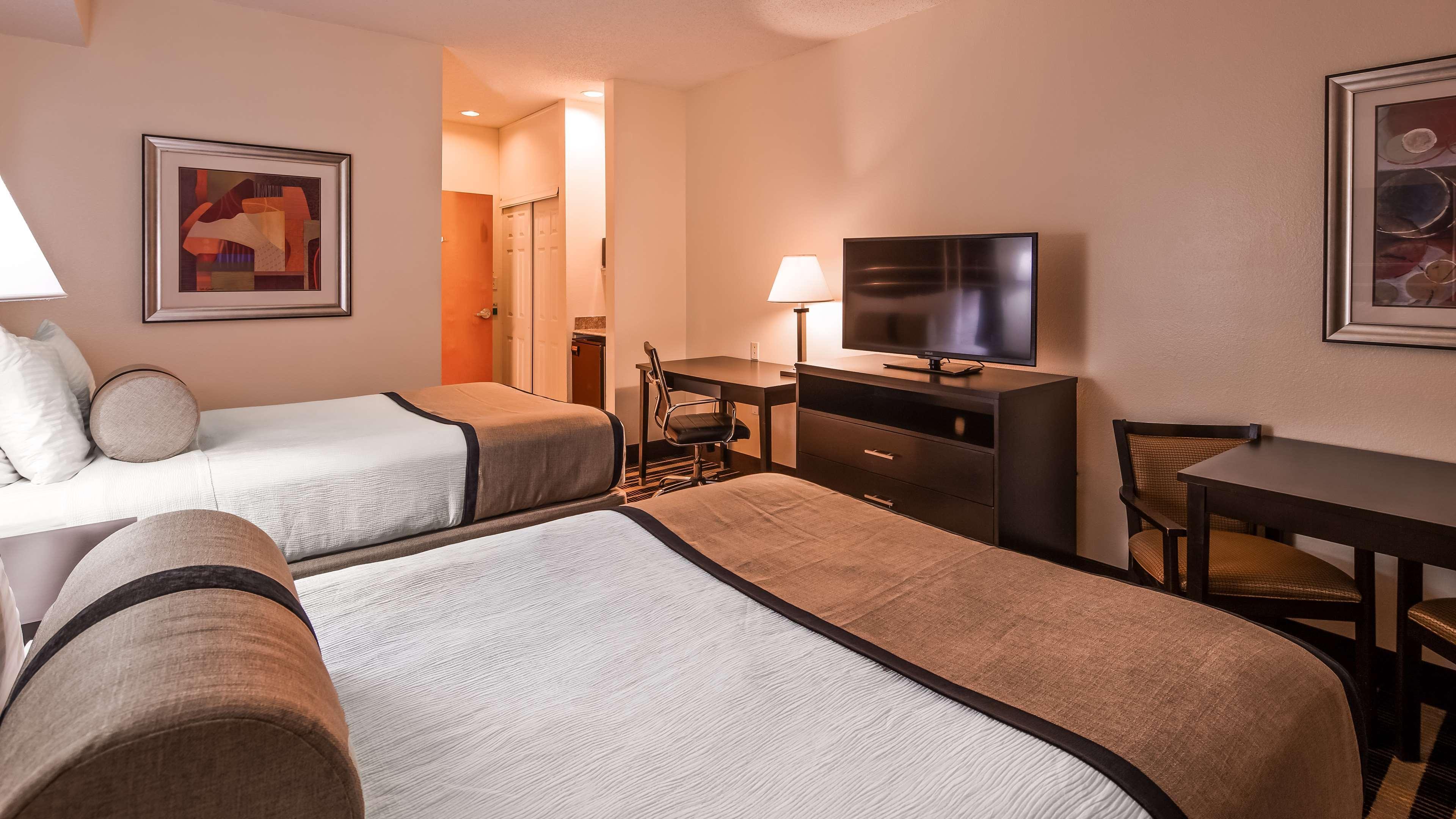 Best Western Plus Rockwall Inn & Suites Экстерьер фото