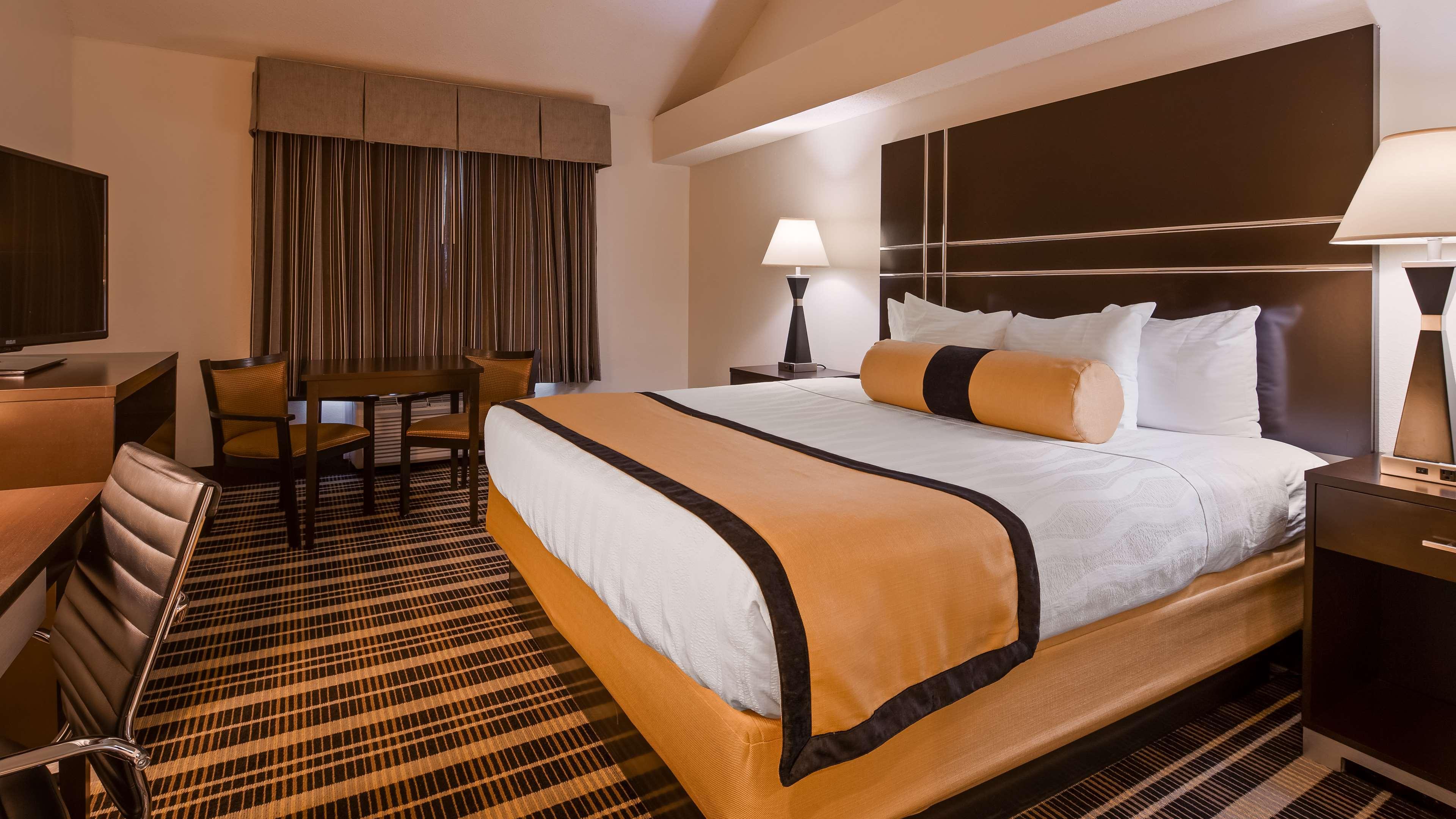 Best Western Plus Rockwall Inn & Suites Экстерьер фото