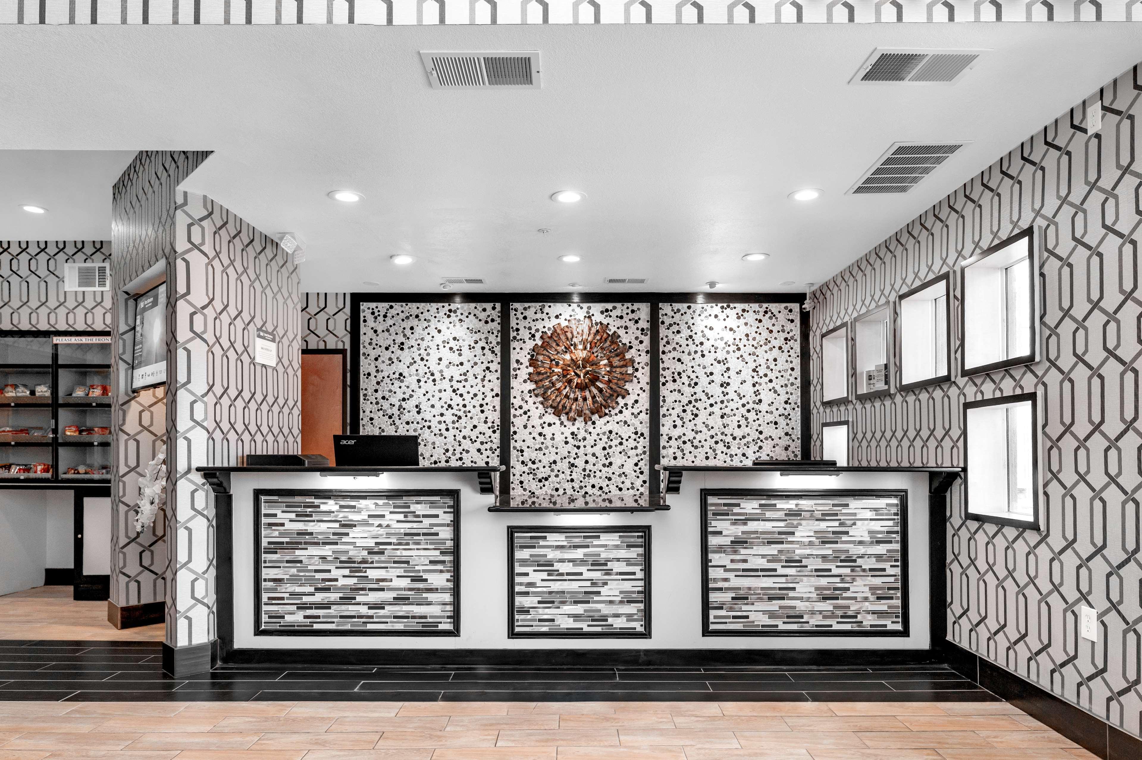 Best Western Plus Rockwall Inn & Suites Экстерьер фото