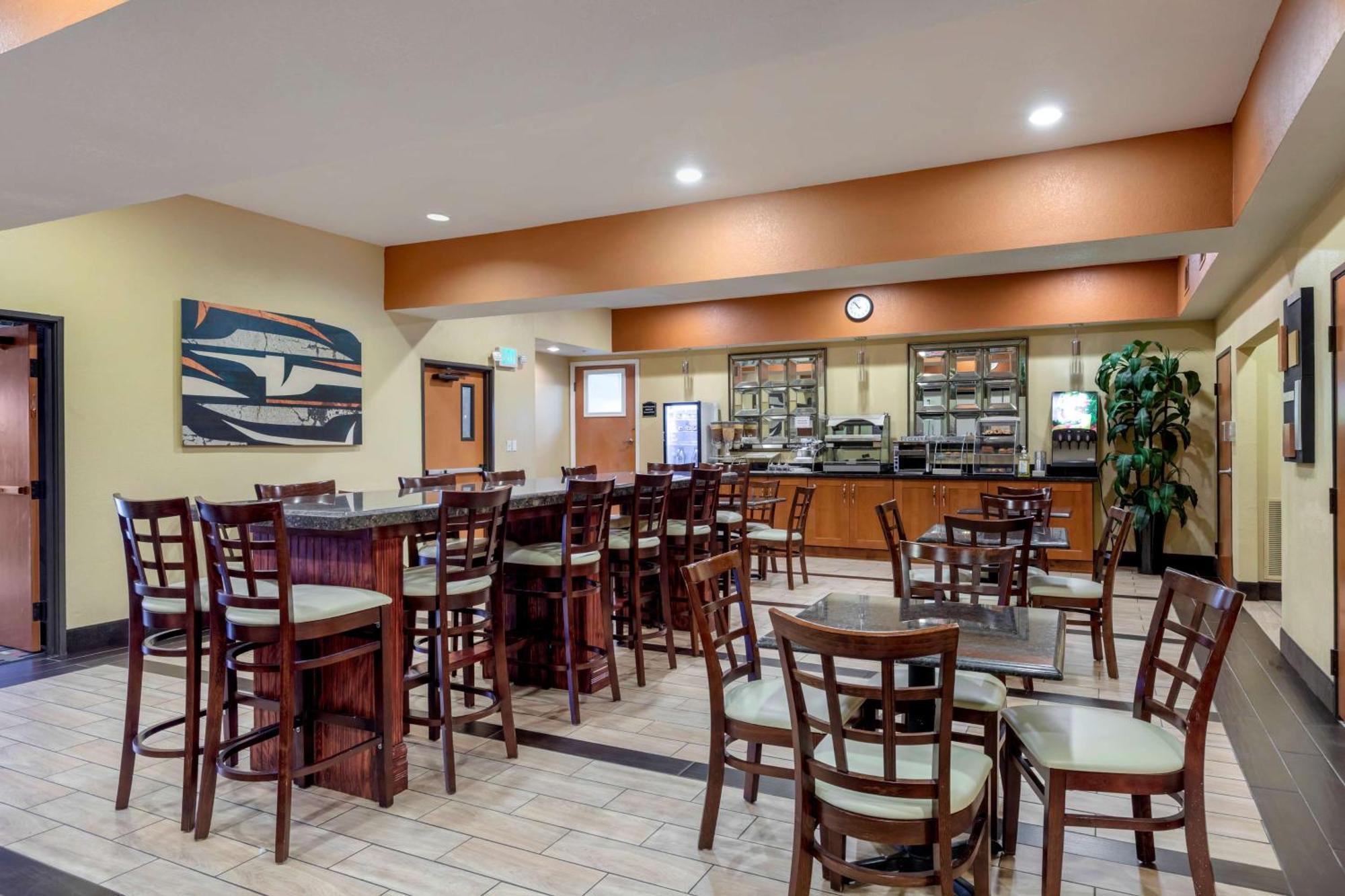 Best Western Plus Rockwall Inn & Suites Экстерьер фото